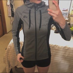 North face Women’s Zip Up Jacket